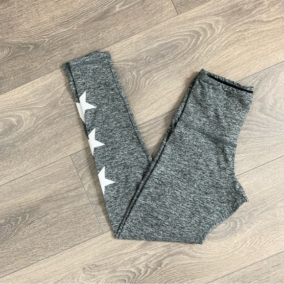 Strut This Revolve Star Print Leggings Full Length Grey Marle High Rise - Picture 2 of 16